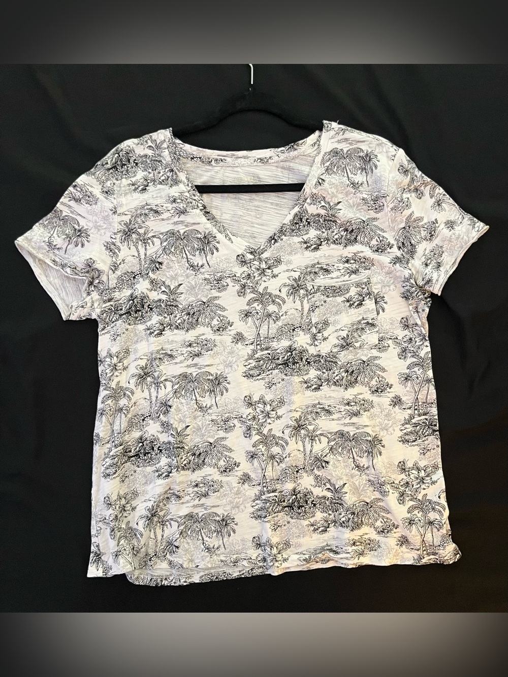 Dept 222 Women's Tropical Palm Tree V-Neck Short Sleeve Pocket T-Shirt
